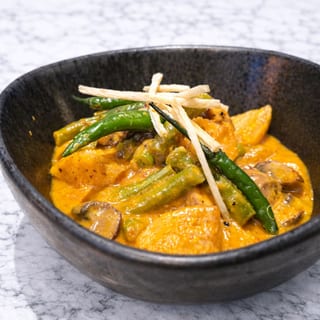 Yukon Gold-Green Beans-Mushrooms Curry